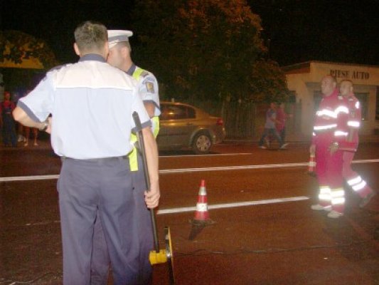 Încă un accident pe bulevardul Aurel Vlaicu: În comă, după ce a fost lovită de un TIR!
